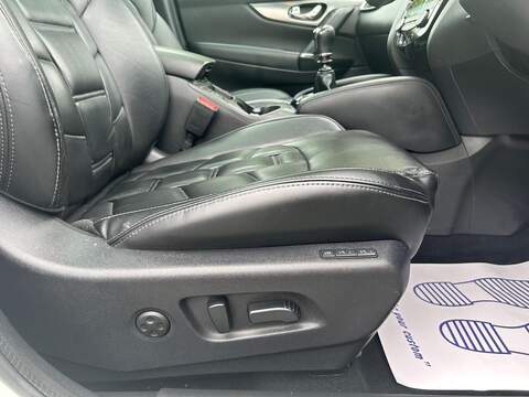 Nissan Qashqai 1.5 dCi Tekna+ Euro 6 (s/s) 5dr - U158