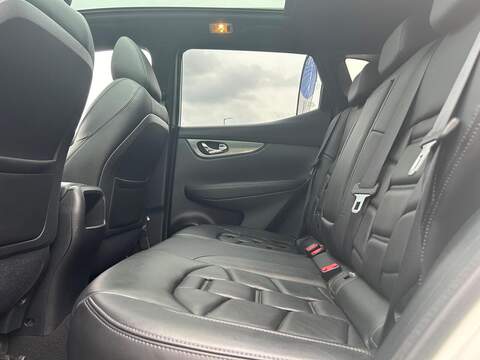 Nissan Qashqai 1.5 dCi Tekna+ Euro 6 (s/s) 5dr - U158