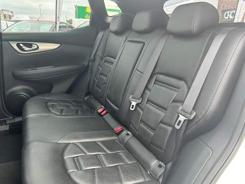 Nissan Qashqai 1.5 dCi Tekna+ Euro 6 (s/s) 5dr - U158