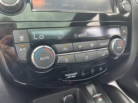 Nissan Qashqai 1.5 dCi Tekna+ Euro 6 (s/s) 5dr - U158