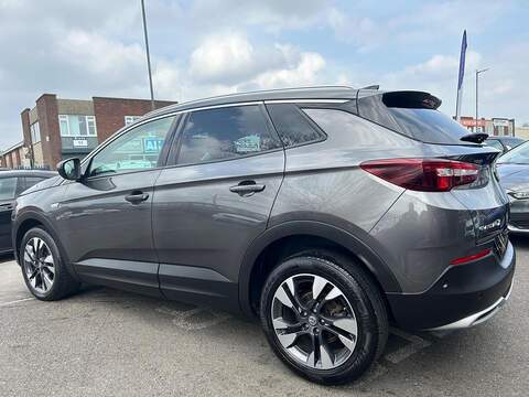 Vauxhall Grandland X Grandland X 1.2 Turbo Sport Nav Euro 6 (s/s) 5dr - U16