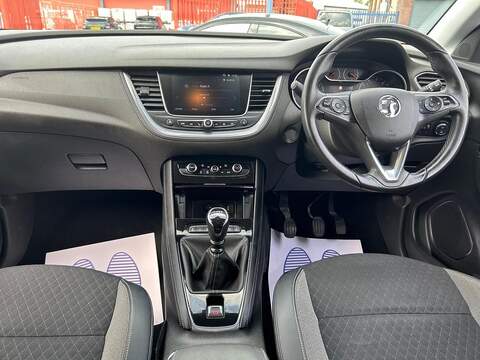 Vauxhall Grandland X Grandland X 1.2 Turbo Sport Nav Euro 6 (s/s) 5dr - U16