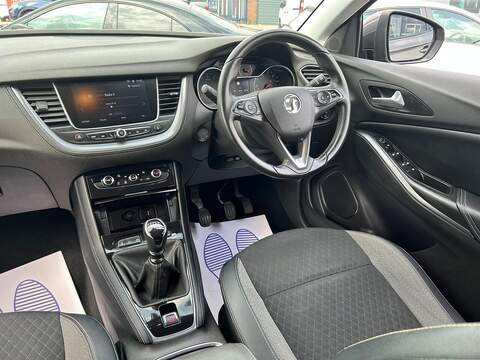 Vauxhall Grandland X Grandland X 1.2 Turbo Sport Nav Euro 6 (s/s) 5dr - U16