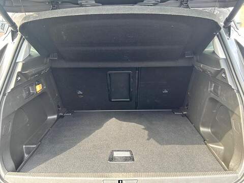 Vauxhall Grandland X Grandland X 1.2 Turbo Sport Nav Euro 6 (s/s) 5dr - U16