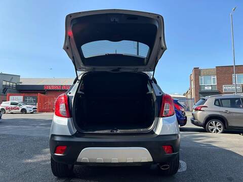 Vauxhall Mokka 1.4i Turbo SE SUV 5dr Petrol Manual 2WD Euro 6 (s/s) (140 ps) - U162
