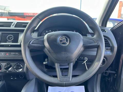 Skoda Fabia 1.0 S Hatchback 5dr Petrol Manual Euro 6 (s/s) (60 ps) - U163