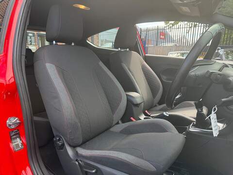 Ford Fiesta 1.0T EcoBoost ST-Line Hatchback 3dr Petrol Manual Euro 6 (s/s) (125 ps) - U165