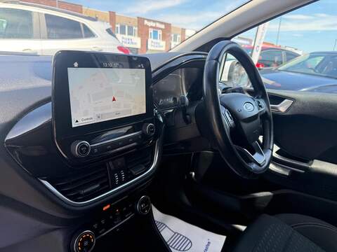 Ford Fiesta 1.0T EcoBoost Titanium Hatchback 3dr Petrol Manual Euro 6 (s/s) (125 ps) - U166