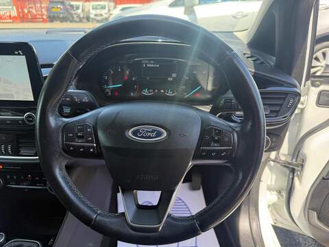 Ford Fiesta 1.0T EcoBoost Titanium Hatchback 3dr Petrol Manual Euro 6 (s/s) (125 ps) - U166