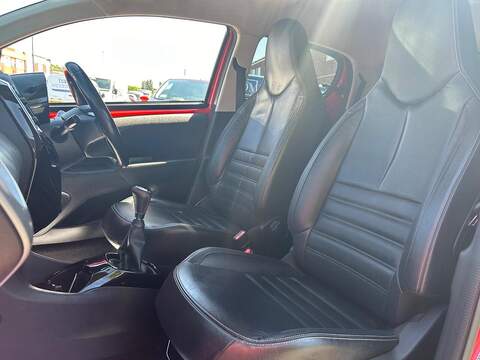 Peugeot 108 1.2 PureTech Feline Nav Euro 6 5dr - U167