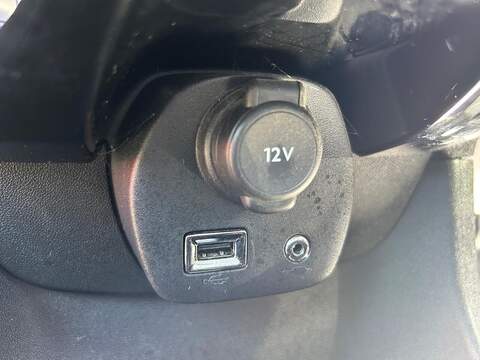 Peugeot 108 1.2 PureTech Feline Nav Euro 6 5dr - U167