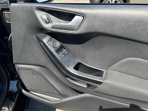 Ford Fiesta 1.0T EcoBoost ST-Line Euro 6 (s/s) 5dr - U168