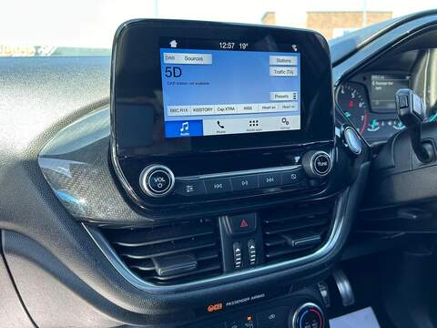 Ford Fiesta 1.0T EcoBoost ST-Line Euro 6 (s/s) 5dr - U168