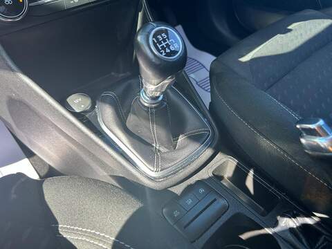 Ford Fiesta 1.0T EcoBoost Titanium Euro 6 (s/s) 5dr - U169