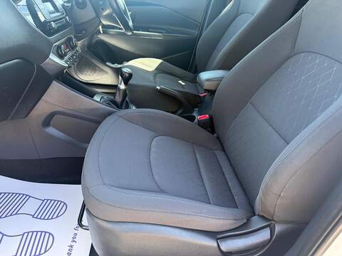 Kia Rio 1.25 EcoDynamics SE Hatchback 5dr Petrol Manual Euro 6 (s/s) (84 bhp) - U177