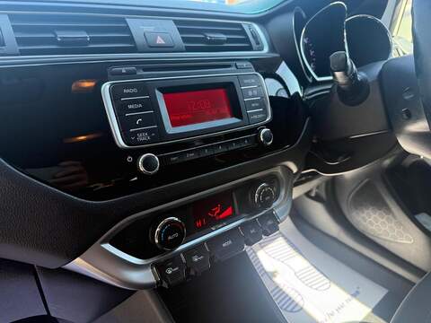 Kia Rio 1.25 EcoDynamics SE Hatchback 5dr Petrol Manual Euro 6 (s/s) (84 bhp) - U177