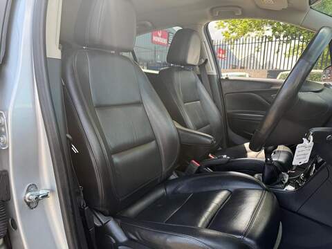 Vauxhall Mokka X 1.6i Elite SUV 5dr Petrol Manual Euro 6 (s/s) (115 ps) - U179