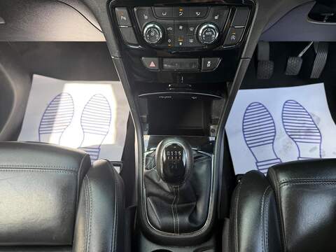 Vauxhall Mokka X 1.6i Elite SUV 5dr Petrol Manual Euro 6 (s/s) (115 ps) - U179