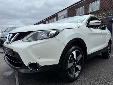Nissan Qashqai 1.2 DIG-T N-Connecta SUV 5dr Petrol Manual 2WD Euro 6 (s/s) (115 ps) - U182