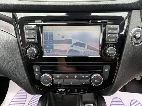 Nissan Qashqai 1.2 DIG-T N-Connecta SUV 5dr Petrol Manual 2WD Euro 6 (s/s) (115 ps) - U182