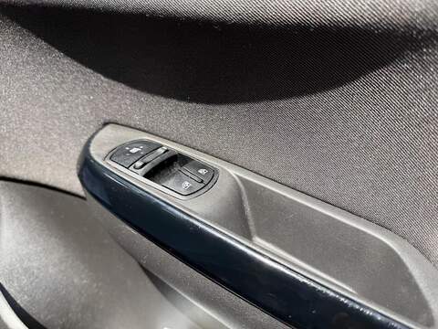 Vauxhall Corsa 1.4i ecoFLEX SRi Hatchback 5dr Petrol Manual Euro 6 (90 ps) - U185