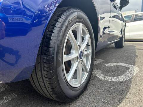Ford Fiesta 1.0T EcoBoost Zetec Euro 6 (s/s) 3dr - U192