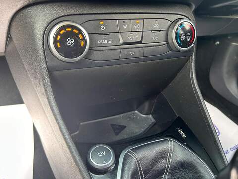 Ford Fiesta 1.0T EcoBoost Zetec Euro 6 (s/s) 3dr - U192