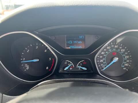 Ford Focus 1.6 TDCi Zetec Euro 5 (s/s) 5dr - U193