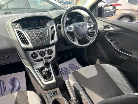 Ford Focus 1.6 TDCi Zetec Euro 5 (s/s) 5dr - U193