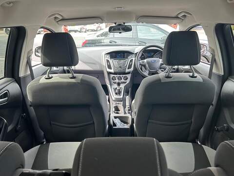 Ford Focus 1.6 TDCi Zetec Euro 5 (s/s) 5dr - U193