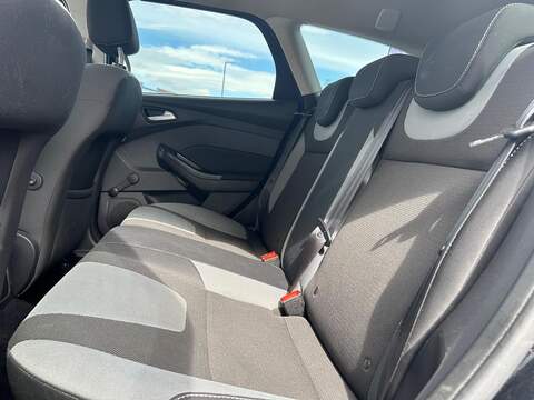 Ford Focus 1.6 TDCi Zetec Euro 5 (s/s) 5dr - U193