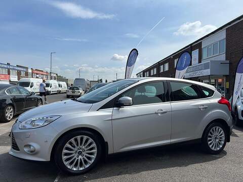 Ford Focus Focus 1.6T EcoBoost Titanium X Euro 5 (s/s) 5dr - U2