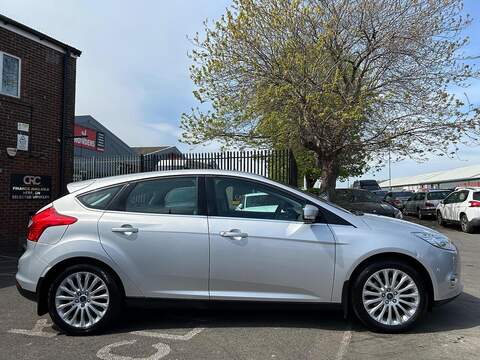 Ford Focus Focus 1.6T EcoBoost Titanium X Euro 5 (s/s) 5dr - U2