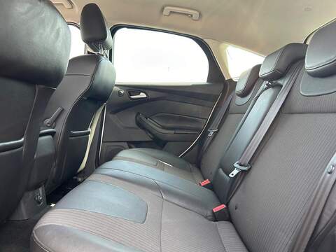 Ford Focus Focus 1.6T EcoBoost Titanium X Euro 5 (s/s) 5dr - U2