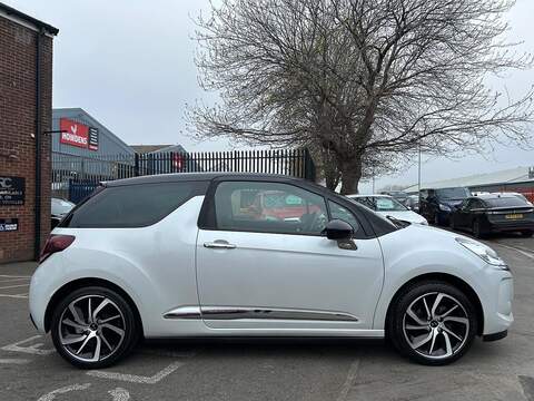 DS AUTOMOBILES DS 3 DS 3 1.2 PureTech Connected Chic Euro 6 3dr - U20