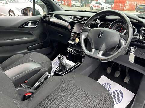 DS AUTOMOBILES DS 3 DS 3 1.2 PureTech Connected Chic Euro 6 3dr - U20