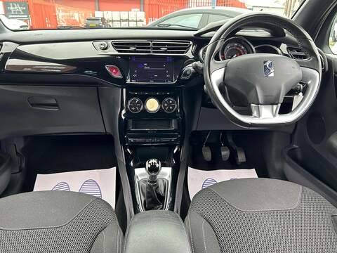 DS AUTOMOBILES DS 3 DS 3 1.2 PureTech Connected Chic Euro 6 3dr - U20