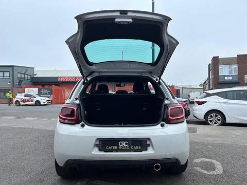 DS AUTOMOBILES DS 3 DS 3 1.2 PureTech Connected Chic Euro 6 3dr - U20