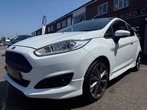 Ford Fiesta 1.0T EcoBoost Zetec S Hatchback 3dr Petrol Manual Euro 6 (s/s) (140 ps) - U204