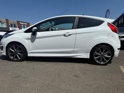Ford Fiesta 1.0T EcoBoost Zetec S Hatchback 3dr Petrol Manual Euro 6 (s/s) (140 ps) - U204