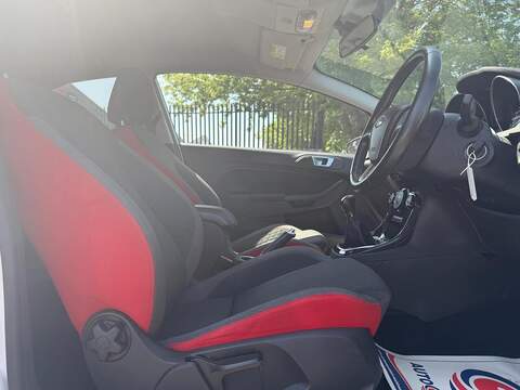 Ford Fiesta 1.0T EcoBoost Zetec S Hatchback 3dr Petrol Manual Euro 6 (s/s) (140 ps) - U204