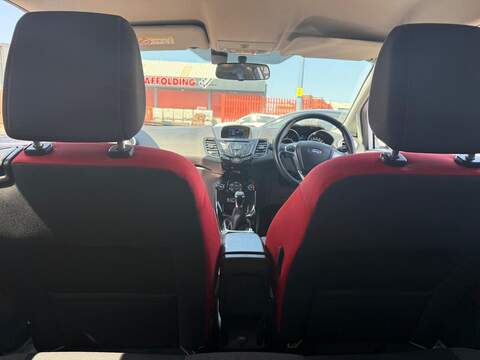 Ford Fiesta 1.0T EcoBoost Zetec S Hatchback 3dr Petrol Manual Euro 6 (s/s) (140 ps) - U204