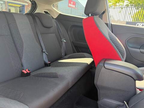 Ford Fiesta 1.0T EcoBoost Zetec S Hatchback 3dr Petrol Manual Euro 6 (s/s) (140 ps) - U204