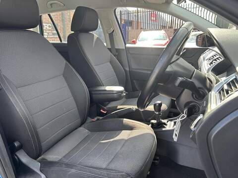 Skoda Rapid Spaceback Rapid Spaceback 1.2 TSI Elegance Euro 5 5dr - U21