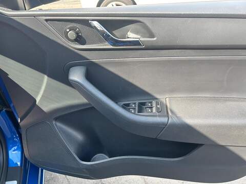 Skoda Rapid Spaceback Rapid Spaceback 1.2 TSI Elegance Euro 5 5dr - U21