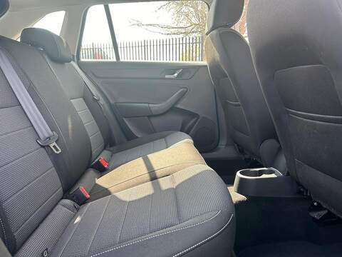 Skoda Rapid Spaceback Rapid Spaceback 1.2 TSI Elegance Euro 5 5dr - U21