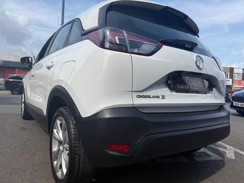 Vauxhall Crossland X 1.2 SE SUV 5dr Petrol Manual Euro 6 (83 ps) - U211