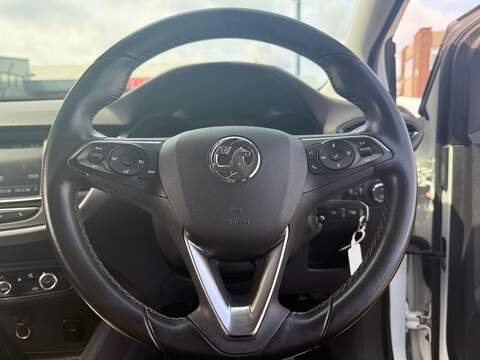Vauxhall Crossland X 1.2 SE SUV 5dr Petrol Manual Euro 6 (83 ps) - U211