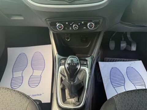 Vauxhall Crossland X 1.2 SE SUV 5dr Petrol Manual Euro 6 (83 ps) - U211