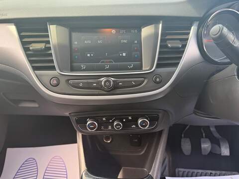 Vauxhall Crossland X 1.2 SE SUV 5dr Petrol Manual Euro 6 (83 ps) - U211